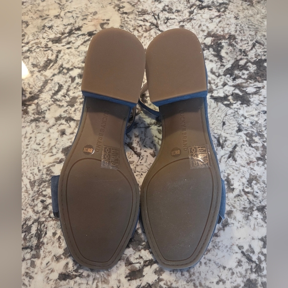 Lucky Brand Suede Ankle Strap Scalloped Sandals - Picture 7 of 10